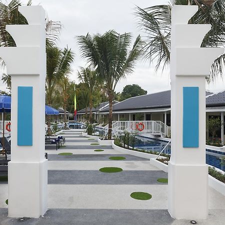 Tuana Hotels Brook Pool Access Chalong Exterior photo