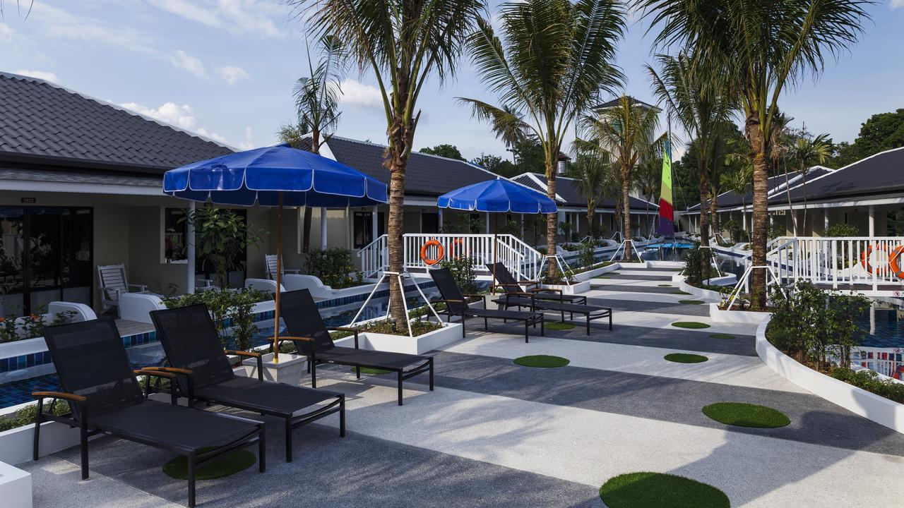 Tuana Hotels Brook Pool Access Chalong Exterior photo